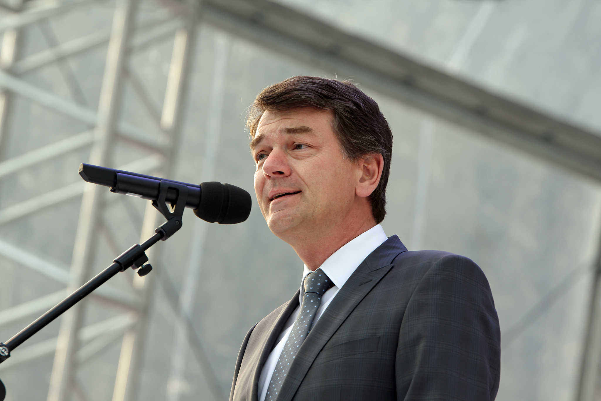 Joerg Schoenenborn